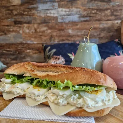 Baguette sandwich with fresh lettuce